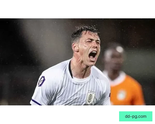 乌拉圭足球后卫胡安·伊斯基耶多心律失常倒地抢救无效不幸离世