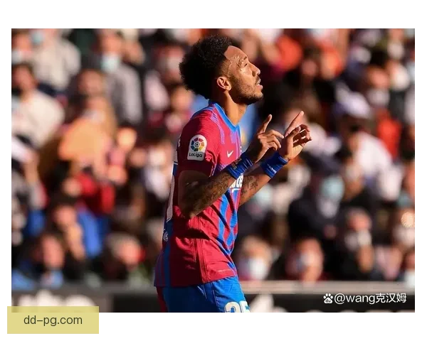 奥巴梅扬欧联杯主场帽子戏法点燃全场带队强势晋级书写英雄夜成名